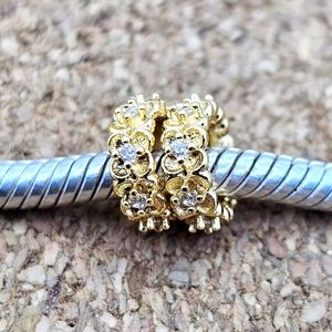 2 AUTHENTIC SPARKLING CZ GOLD FLOWER SPACER CHARM BEAD FOR PANDORA